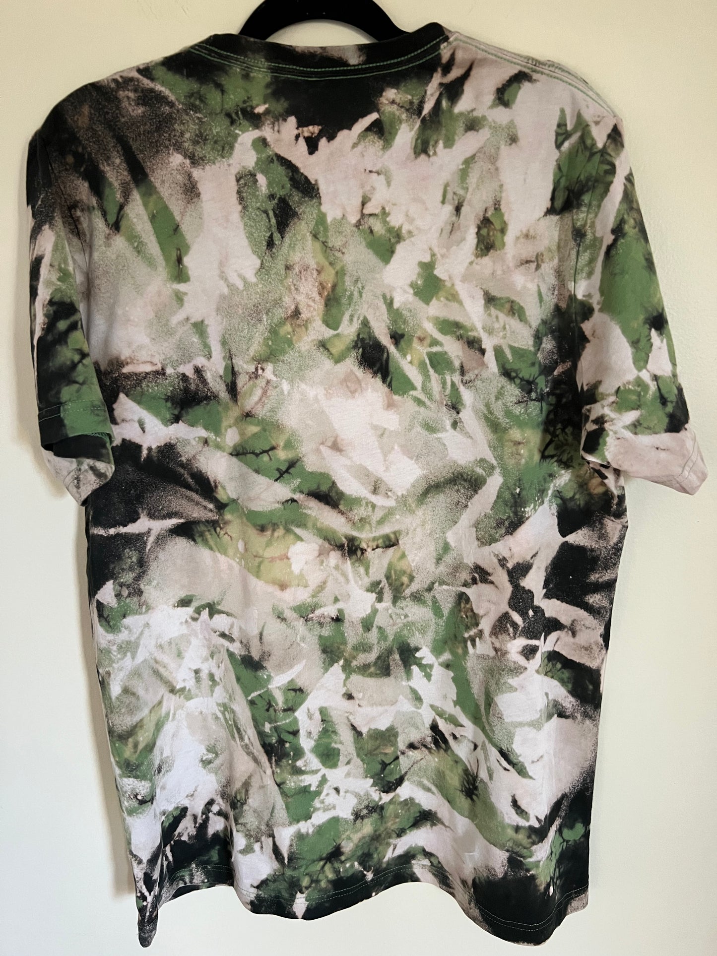classic t-shirt (XL)