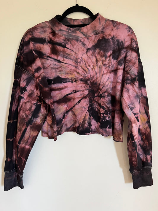 upcycled uniqlo cropped tee (L/XL)